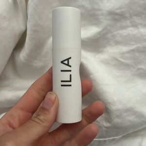 Ilia skin rewind blurring foundation stick